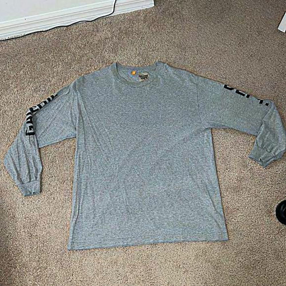 Gallery Dept. Long sleeve tee‎ size medium